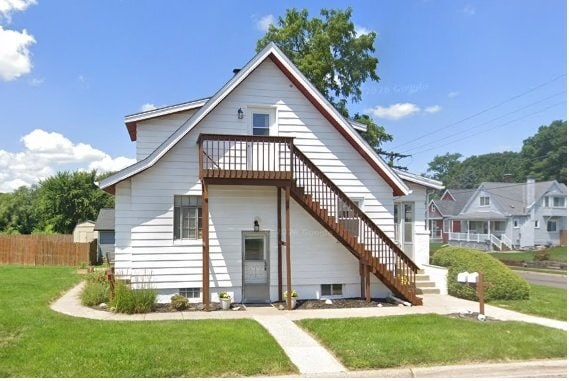 property at 1118 E Samuel Ave