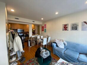 69 Babcock St in Brookline, MA - Building Photo - Building Photo