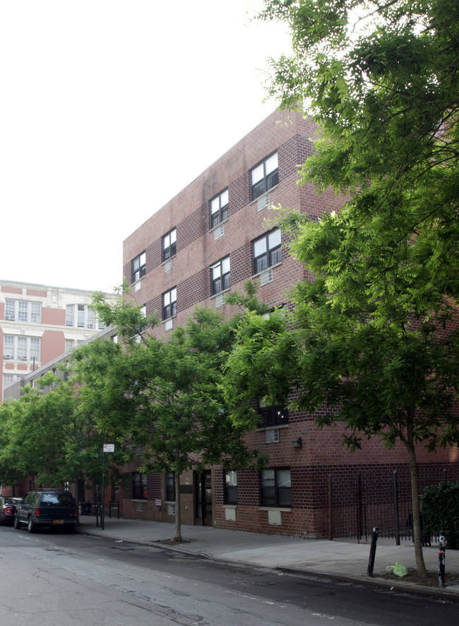 184-186 Forsyth St in New York, NY - Foto de edificio - Building Photo
