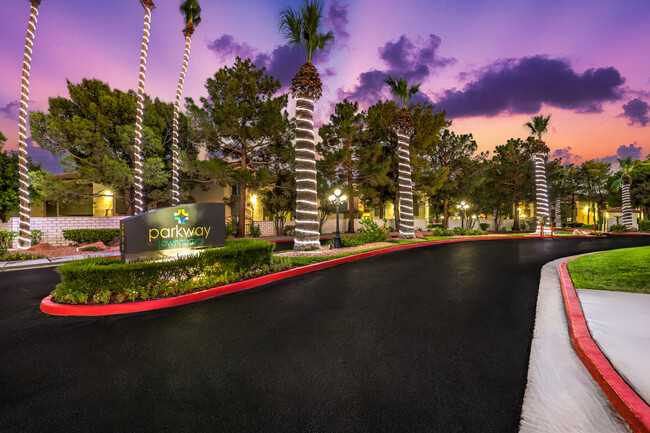 Parkway Townhomes in Henderson, NV - Foto de edificio - Building Photo