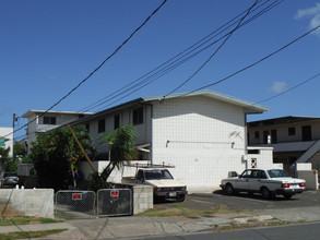 727 Palani Ave in Honolulu, HI - Building Photo - Building Photo