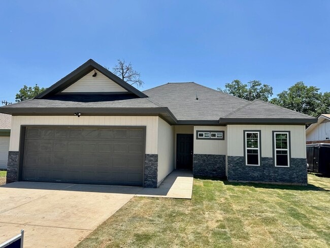 property at 2617 47th St