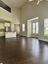 109 Creekhaven Ln in Taylors, SC - Building Photo - Building Photo