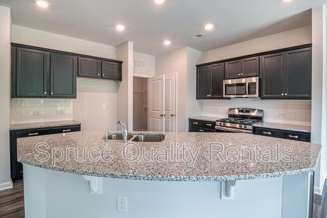 304 Bedivere Ln in Durham, NC - Building Photo - Building Photo