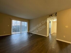 238 Orchard Trace Ln in Charlotte, NC - Foto de edificio - Building Photo