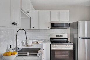 McGregor Village in Wilton, NY - Building Photo