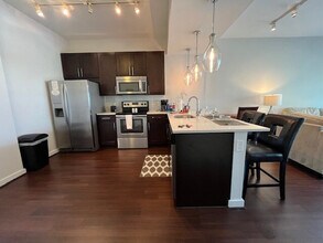 3380 Peachtree Rd NE in Atlanta, GA - Building Photo - Building Photo