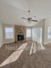 1018 Wood Creek Dr in Fayetteville, NC - Building Photo - Building Photo