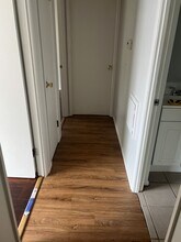 1617 Somerset Shire Dr in Florissant, MO - Foto de edificio - Building Photo