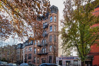 670 President St in Brooklyn, NY - Building Photo - Building Photo