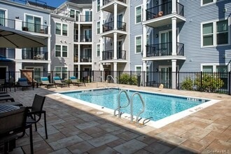 116 Searing Ave in Mineola, NY - Foto de edificio - Building Photo