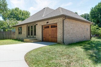1648 S Jefferson Ave in Springfield, MO - Building Photo - Building Photo
