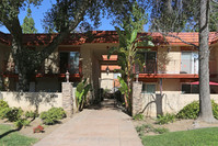 Creek Side Condominiums in Alpine, CA - Foto de edificio - Building Photo