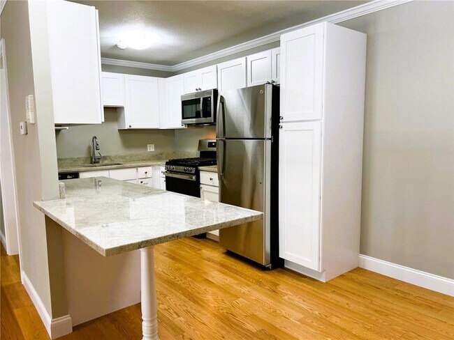 395 Mendon Rd in North Smithfield, RI - Building Photo - Building Photo