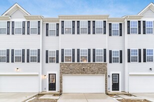 129 Dusky Willow Dr in Reynoldsburg, OH - Building Photo