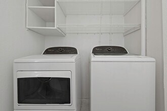 5148 1st Ave S in St. Petersburg, FL - Building Photo - Building Photo