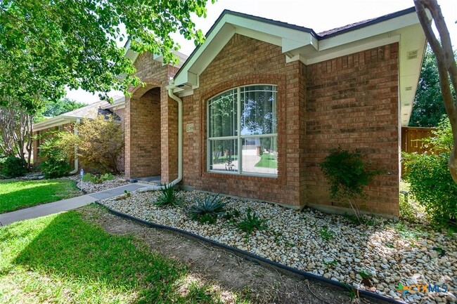 property at 2015 Kangaroo Trail