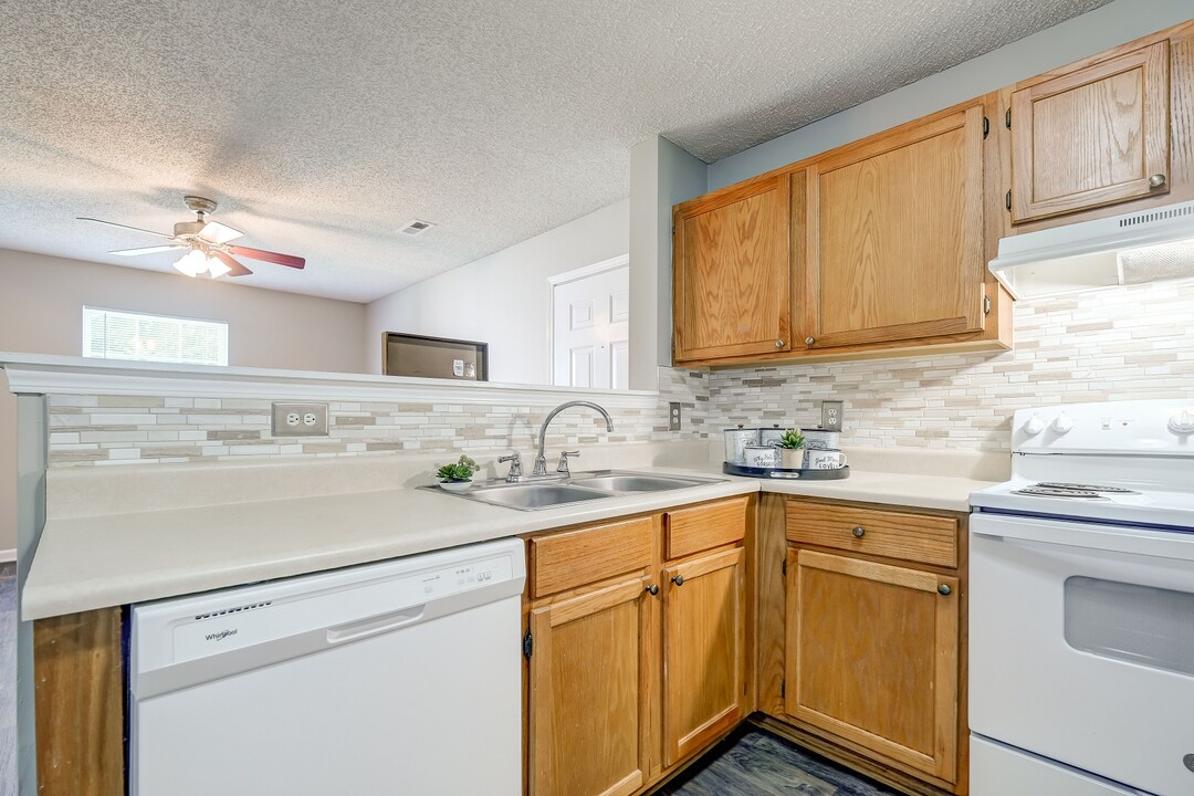 Highland Ridge Apartment Homes Photo