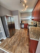 146 E 2nd St, Unit 1st Floor in Lansdale, PA - Building Photo - Building Photo