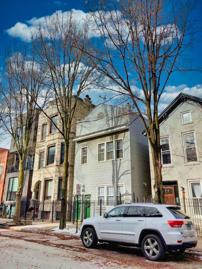 1532 W Thomas St, Unit 1F