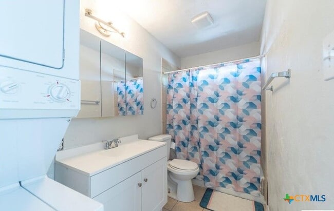 property at 1110 S 8th St