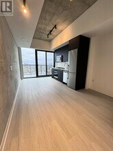 195-1195 McCaul St in Toronto, ON - Building Photo - Building Photo