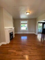 111 Harwood St in Pittsburgh, PA - Building Photo