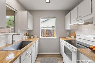 341 Fantail Loop in Lakeway, TX - Building Photo - Building Photo