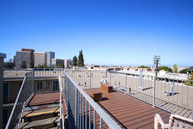 268 Vernon St in Oakland, CA - Foto de edificio - Building Photo