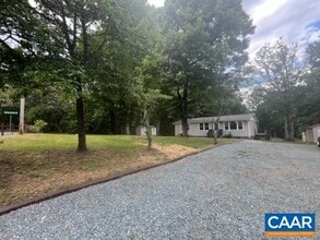 6250 Secretarys Sand Rd in Schuyler, VA - Building Photo - Building Photo