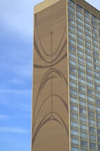 Council Tower Apartments in St. Louis, MO - Foto de edificio - Building Photo