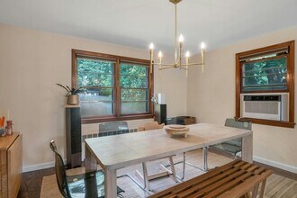 25 Fenwick Rd in Hastings On Hudson, NY - Building Photo - Building Photo