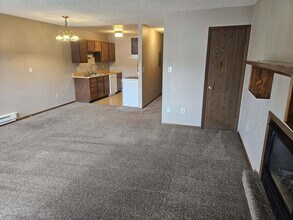 2421 S McKinley St-Unit -2421 S. McKinley Street #B in Casper, WY - Building Photo - Building Photo