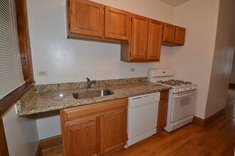 3608 N Bosworth Ave in Chicago, IL - Building Photo - Building Photo