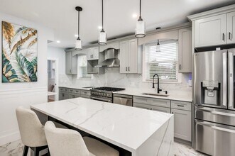 815 Central Ave in Dover, NH - Building Photo - Building Photo