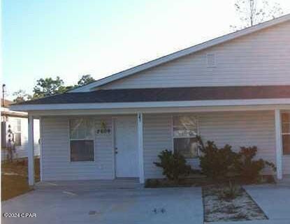 property at 2603 Lagoon Knoll Dr