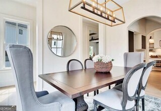 740 Belt Loop SE in Atlanta, GA - Building Photo - Building Photo