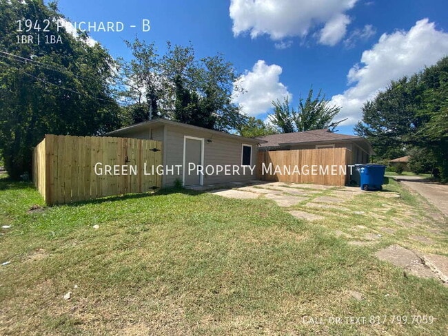 property at 1942 Prichard Ln