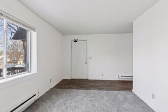 880 Wilson Ave in St. Paul, MN - Building Photo - Building Photo