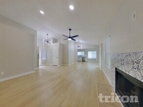 1934 E Kent Ave in Chandler, AZ - Foto de edificio - Building Photo