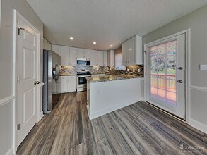 5125 Cottage Bluff Ln in Knightdale, NC - Building Photo - Building Photo