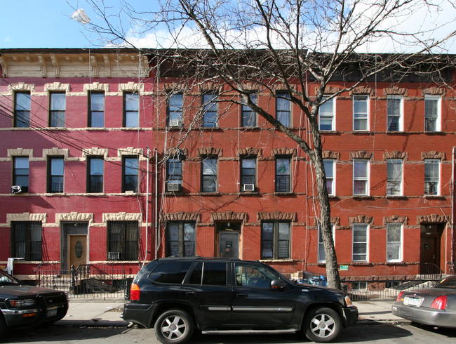 399 Linden St in Brooklyn, NY - Building Photo - Building Photo