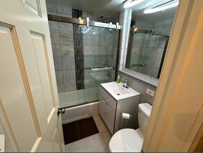 1628 2nd Ave in New York, NY - Building Photo - Building Photo