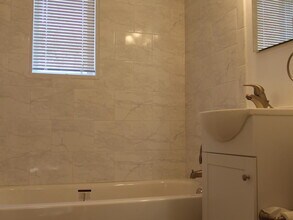 10417 Montrose Ave in Bethesda, MD - Building Photo - Building Photo