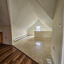 125 Brightwood Ave in Torrington, CT - Building Photo - Building Photo