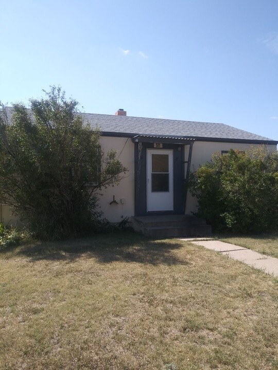 511 E Saint Patrick St in Rapid City, SD - Foto de edificio
