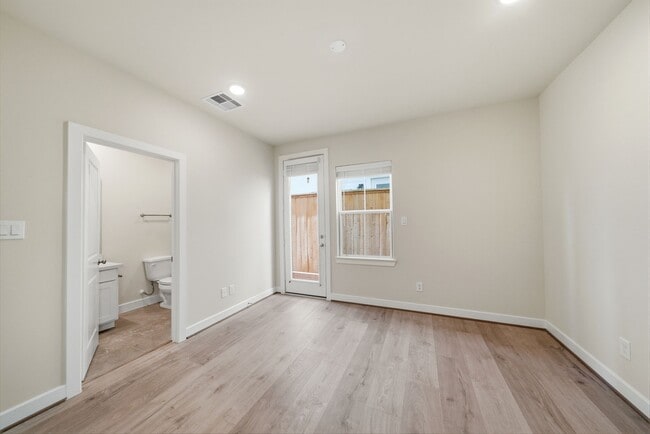 property at 3073 Hicks St