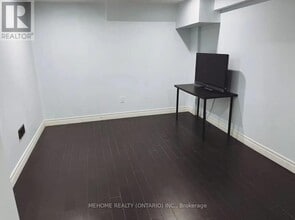 23 Pinecliff Ave in Markham, ON - Building Photo - Building Photo