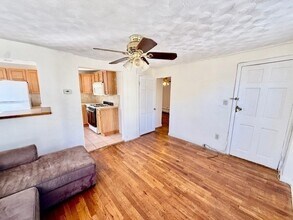 14 Amity St in Lynn, MA - Building Photo - Building Photo