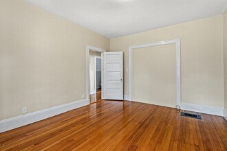 9 Marshall St in Medford, MA - Foto de edificio - Building Photo